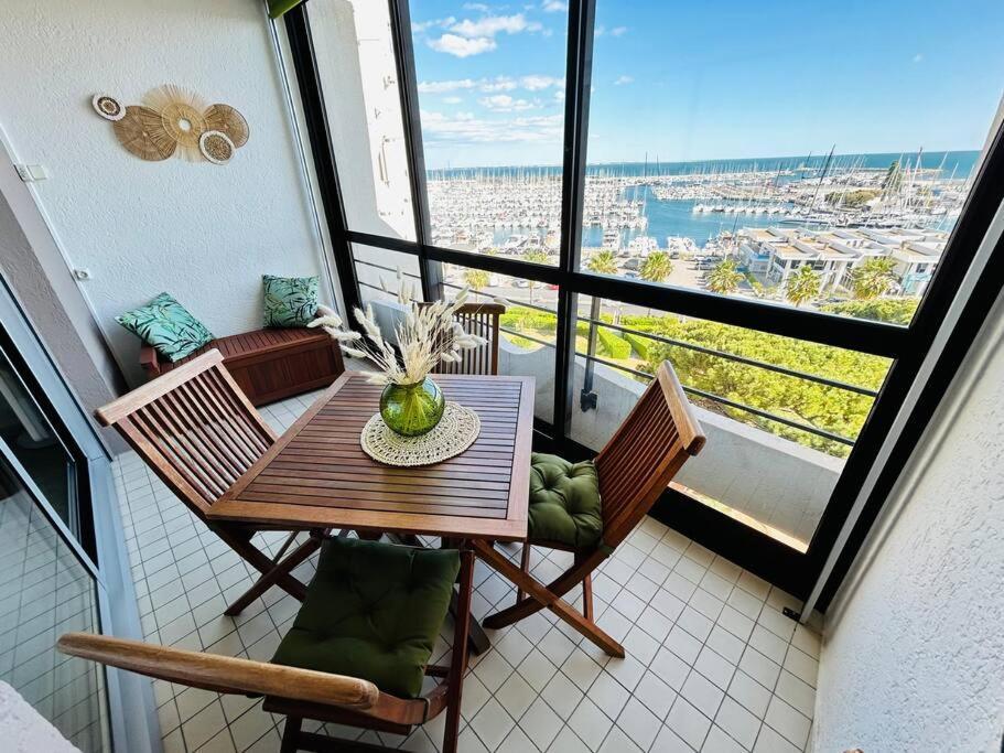 Studio Chic & Cosy Vue Mer, Clim, Parking Ла-Гранд-Мот Экстерьер фото